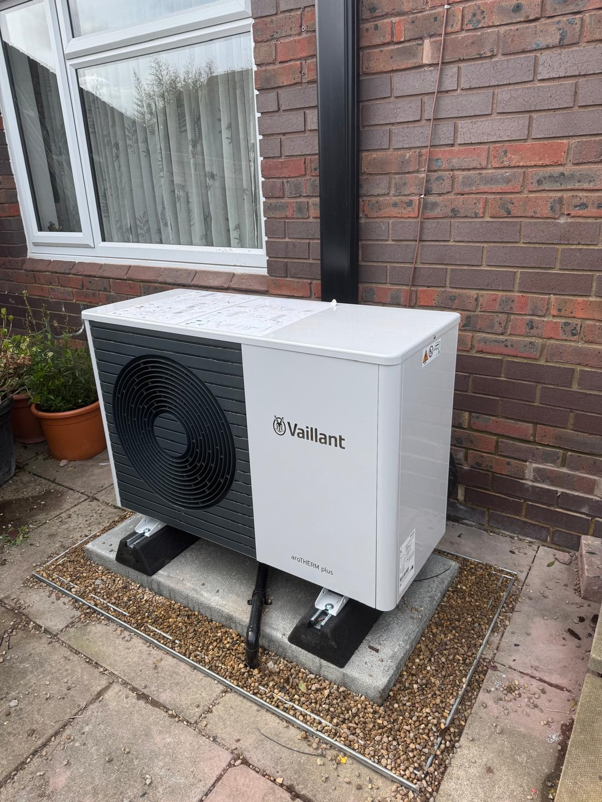Air source heat pump units